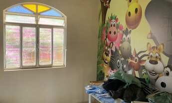 Imagem 2: Excelente casa a venda na rua principal do bairro