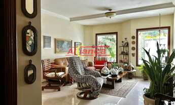 Imagem: Sobrado com 3 suítes, sala 2 ambientes