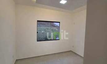 Imagem 7: Casa com 3 dormitórios à venda, com 360 metros de terreno e 84 m² de área construída, por