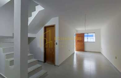 Imagem 3: Não Perca: Casa Duplex em Colina de Laranjeiras com Entrega Prevista para 2025!