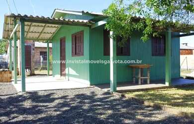 Imagem: Casa á venda com 2 dormitórios no bairro