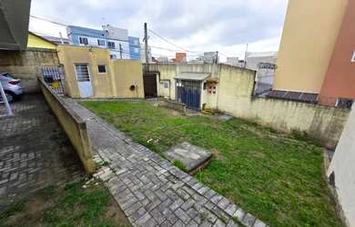 Imagem 3: Imóvel para venda possui 48 metros quadrados com 2 quartos em Campo Pequeno - Colombo - PR