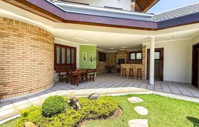 Imagem 7: Oportunidade - Casa em Condomínio - Condomínio Jardim das Colinas - 4 Dormitórios - 454m²