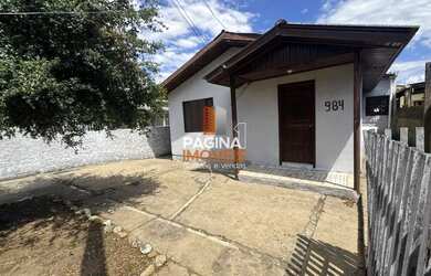 Imagem 3: Página 1 Imóveis anuncia para aluguel, casa de 02 dormitórios, no Bairro Fátima em Canoas