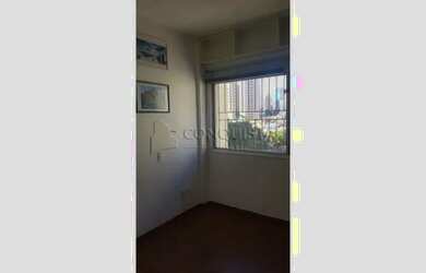 Imagem 6: Apartamento de 1 dormitório com armário, sala, cozinha, banheiro, área de serviço e 1 vaga