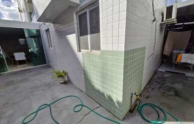 Imagem 4: 03 quartos em Bancários térreo com Área Externa