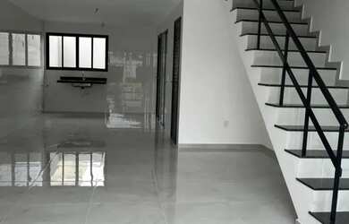 Imagem 4: Casa Duplex / Nova para Venda em Rio de Janeiro, Guaratiba, 3 dormitórios, 1 suíte, 2 banh