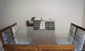 Imagem 3: Ampla casa a venda com 330m², sendo 4 dormitórios, 1 suíte, e 6 vagas na Vila Matilde