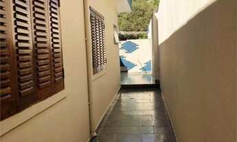 Imagem 4: Casa térrea ao lado da Rua Augusto Tolle. 305 metros quadrados