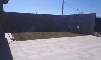 Imagem 3: Casa térrea com piscina