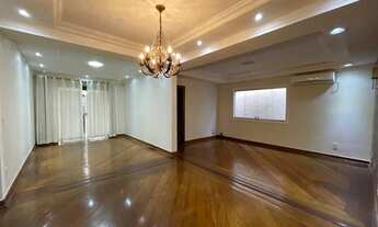 Imagem: Casa para aluguel possui 450 metros quadrados