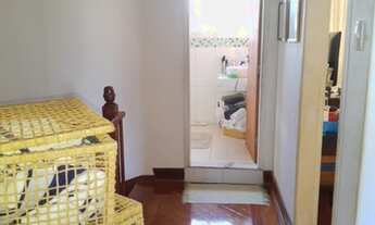 Imagem 4: Lindíssima casa dúplex, com uma belíssima área privativa com piscina e um paisagismo lind