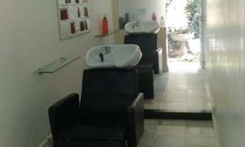 Imagem 7: Im?vel Comercial com 1 Quarto e 5 banheiros