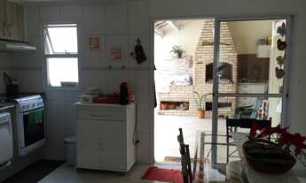 Imagem 4: Casa de condomínio para venda possui 145 metros quadrados com 3 quartos