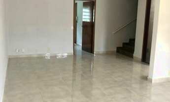 Imagem 2: Casa de condomínio sobrado para aluguel com 172 metros quadrados com 4 quartos