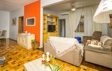 Imagem 2: Casa em Cristal Casa com 4 dormitórios