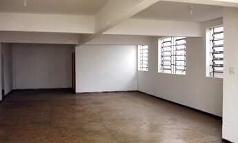 Imagem 3: Excelente terreno para aluguel. Possui 300m², localizado próximo ao Carrefour, no bairro P