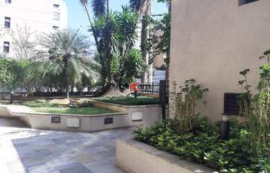 Imagem 2: Moema Pássaros: Apartamento com 3 dormitórios sendo 1 suíte , 3 banheiros sacada de frente