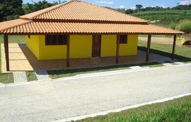 Imagem 2: Fazenda/Sítio/Chácara para venda tem 600 metros quadrados com 3 quartos