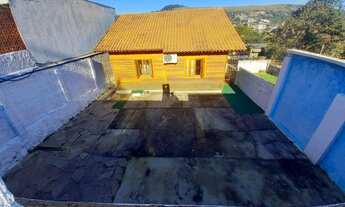 Imagem 3: Duas casas á venda no bairro Teresópolis em Porto Alegre no valor de R$ 371.000,00