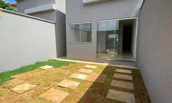 Imagem 3: Casa para venda com 65 metros quadrados com 2 quartos