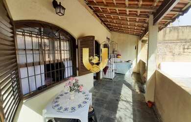 Imagem 6: Casa com 2 dormitórios à venda