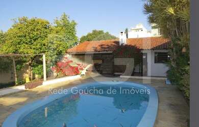 Imagem 2: Casa com amplo espaço gourmet e Piscina, 3 quartos (1 suíte) à venda na Zona Sul