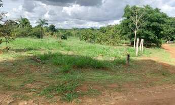 Imagem 5: Chácara Condomínio Vale das Cachoeiras 1750m², Frente 3 Ruas, Plana- Aragoiânia