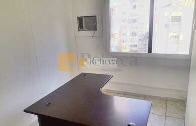 Imagem 2: Conjunto comercial dividido em três salas ,copa,1 banheiro