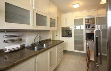 Imagem 5: Les Jaridns Bordeaux com 3 dormitórios, sendo 3 suítes e 3 vagas de garagem