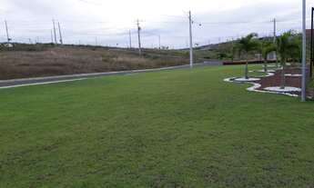 Imagem 2: Lote em condomínio fechado