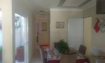 Imagem 2: São José dos Campos - Casa Padrão - Jardim Santa Inês I