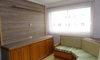 Imagem 4: Apartamento para aluguel possui 62 metros quadrados com 3 quartos em Santa Cândida - Curit