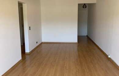 Imagem 3: Apto Valparaíso, frente, local nobre, Av. Portugal, excelente preço - Petrópolis - RJ