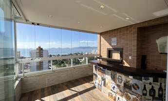 Imagem: Cobertura com piscina privativa e vista