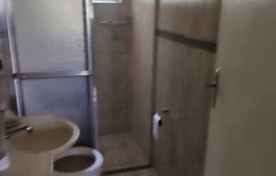 Imagem 3: Sobrado para venda possui 120 metros quadrados com 2 quartos em Jardim Bandeirantes - Guar