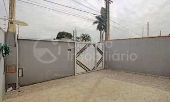 Imagem 2: CASA à venda com 2 quartos em Peruíbe, no bairro Balneario Sao Joao Batista