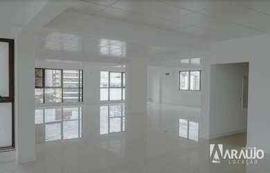 Imagem 2: Sala comercial no Centro de Itajaí!