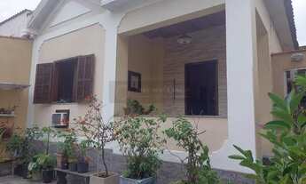 Imagem 7: Open House vende casa linear, 2 quartos no Fonseca, com anexo tipo apto e 2 vagas de gara