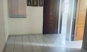 Imagem 4: Aluga-se Village Del este 3 R$ 650,00 ou passo chave 45.000