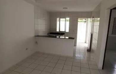 Imagem 3: Casa para aluguel com 2 quartos, Próximo à Praia