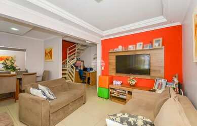 Imagem 5: Sobrado Residencial para Venda no Capão Da Imbuia em Curitiba, 125 m²