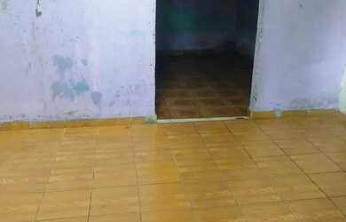 Imagem 3: Alugo um barraco no pedregal perto da amanda gais 350 reais