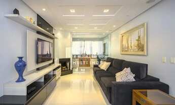 Imagem 2: Apartamento com 3 quartos (sendo 1 suíte com closet), 2 vagas e infra no Petrópolis