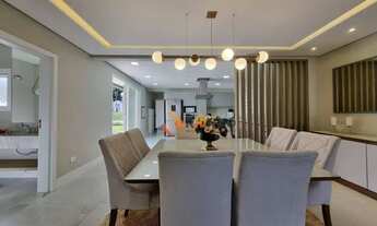 Imagem 7: Casa Térrea em condomínio, 5 suítes e Piscina