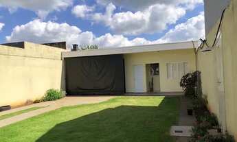 Imagem: Aluga espaço para agrishow