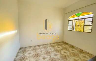Imagem 3: Casa com 2 dormitórios para alugar em Contagem
