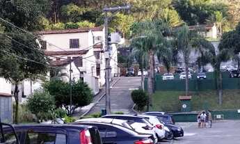 Imagem 2: Casa em condomínio fechado