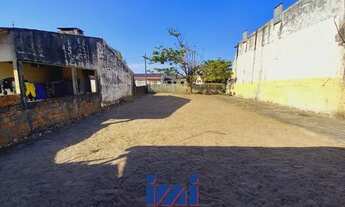 Imagem 4: Casa com amplo espaço de terreno em Ipanema