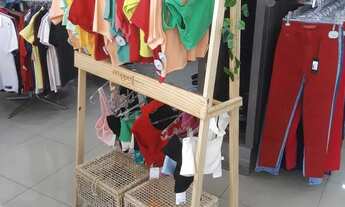 Imagem: ARARA GUARDA ROUPAS CLOSET PLANEJADO PRATELEIRA